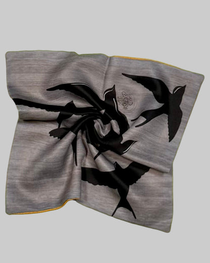 Sabûr (Patient) Reversible Pocket Square