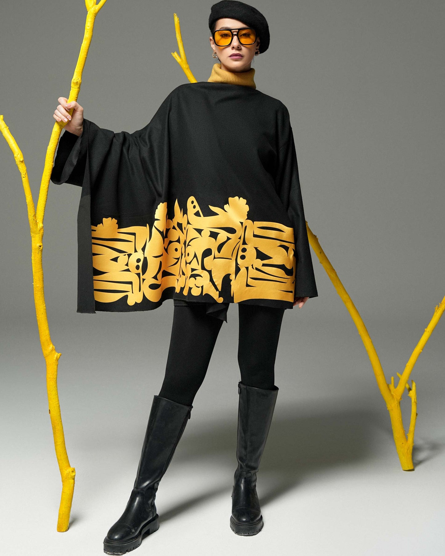 Sarmast (Joyful) Poncho