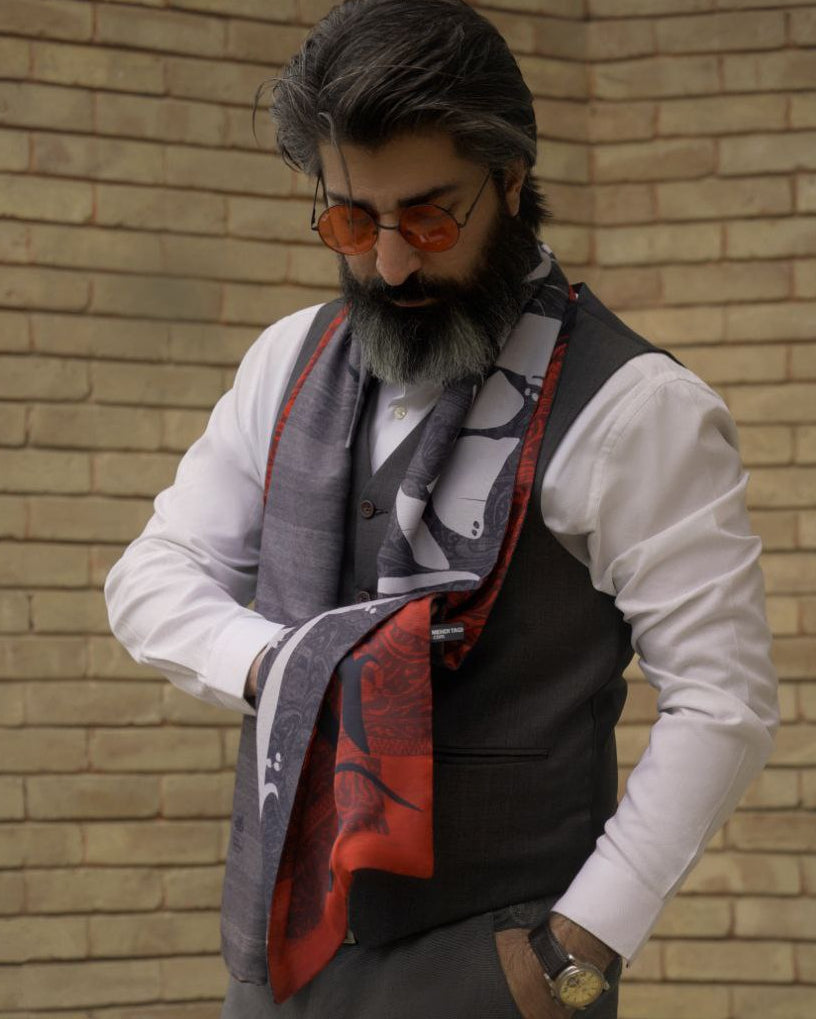 Melat-e Eshgh (Nation of Love) Reversible Shawl – Men – Red