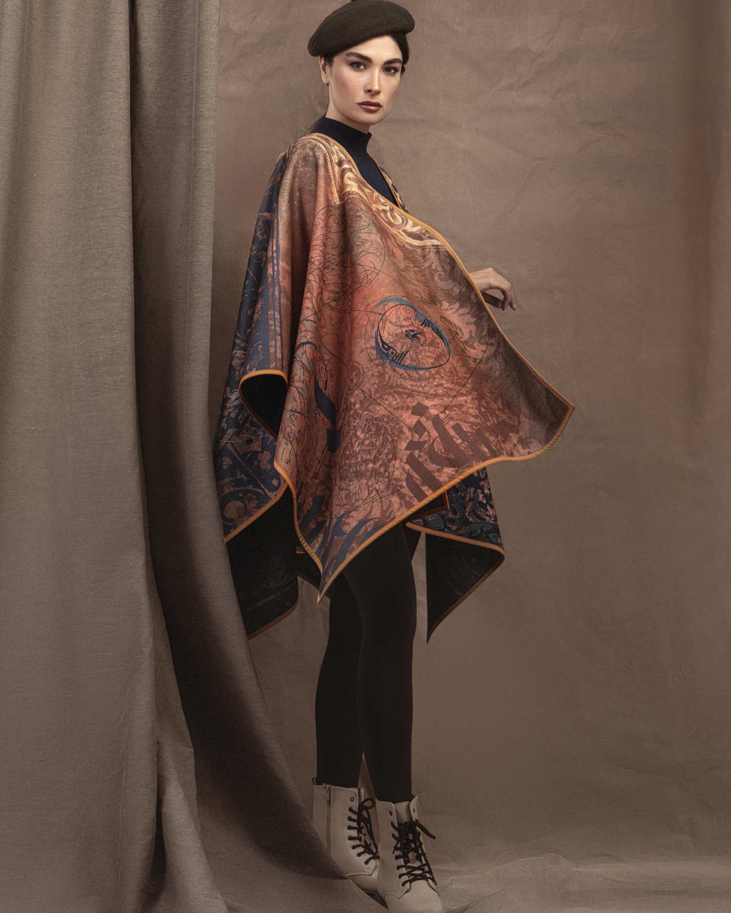 Kimiyâ-ye Jân (Soul’s Elixir) Poncho